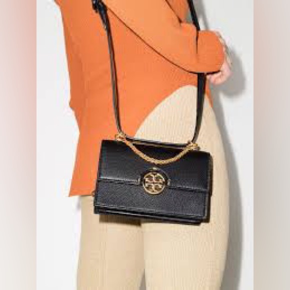 Tory Burch Crossbody Bag w/adjustable strap. Black. NWOT w/TB original gift bag - Picture 1 of 14